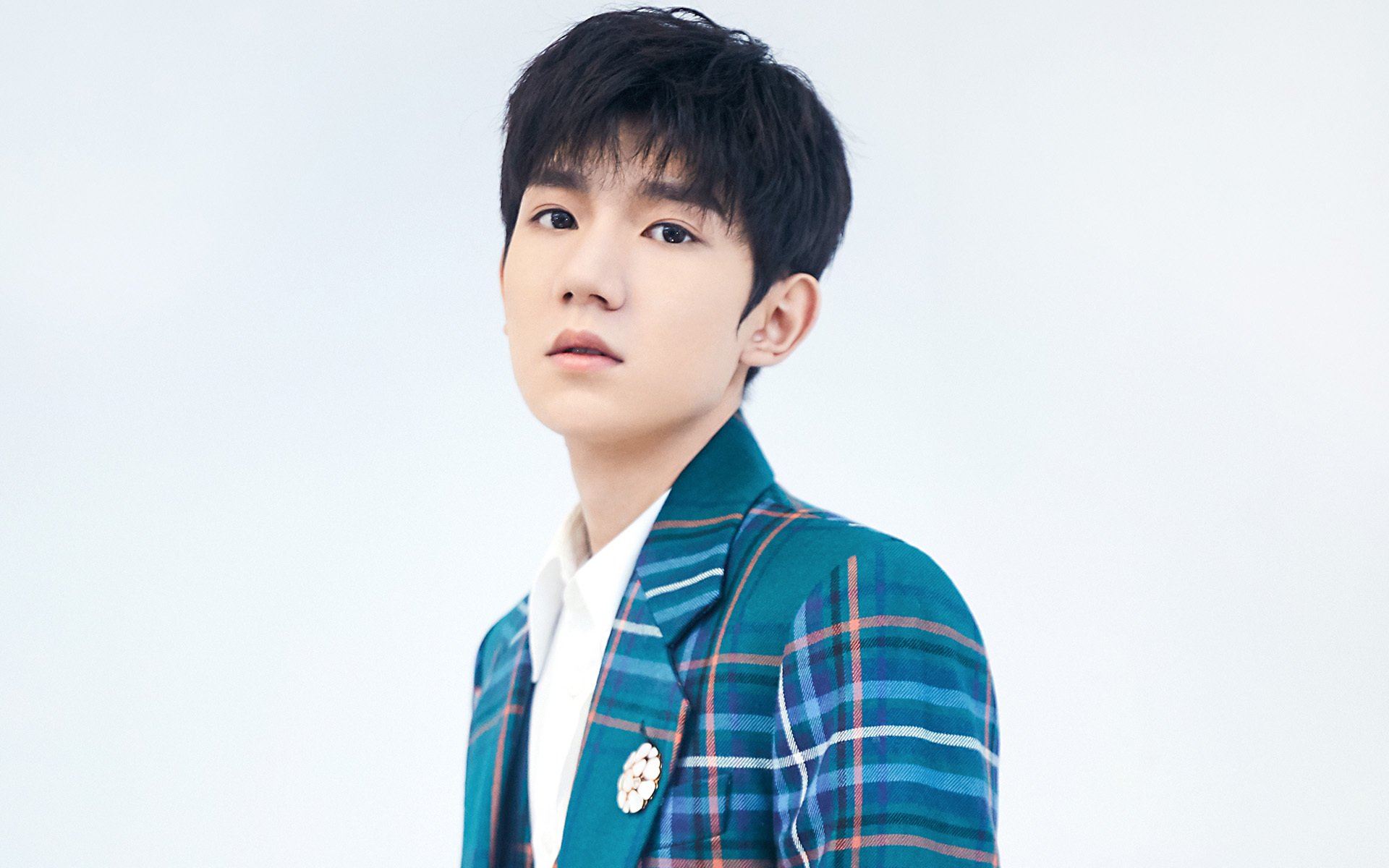 开云kaiyun-NBA西部决赛打响，掘金首战击溃湖人，nba2020西部决赛湖人vs掘金