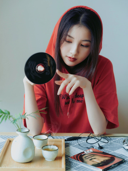 开云官方网站-热门足球新闻：女子比赛中的精彩进球！，女足经典进球