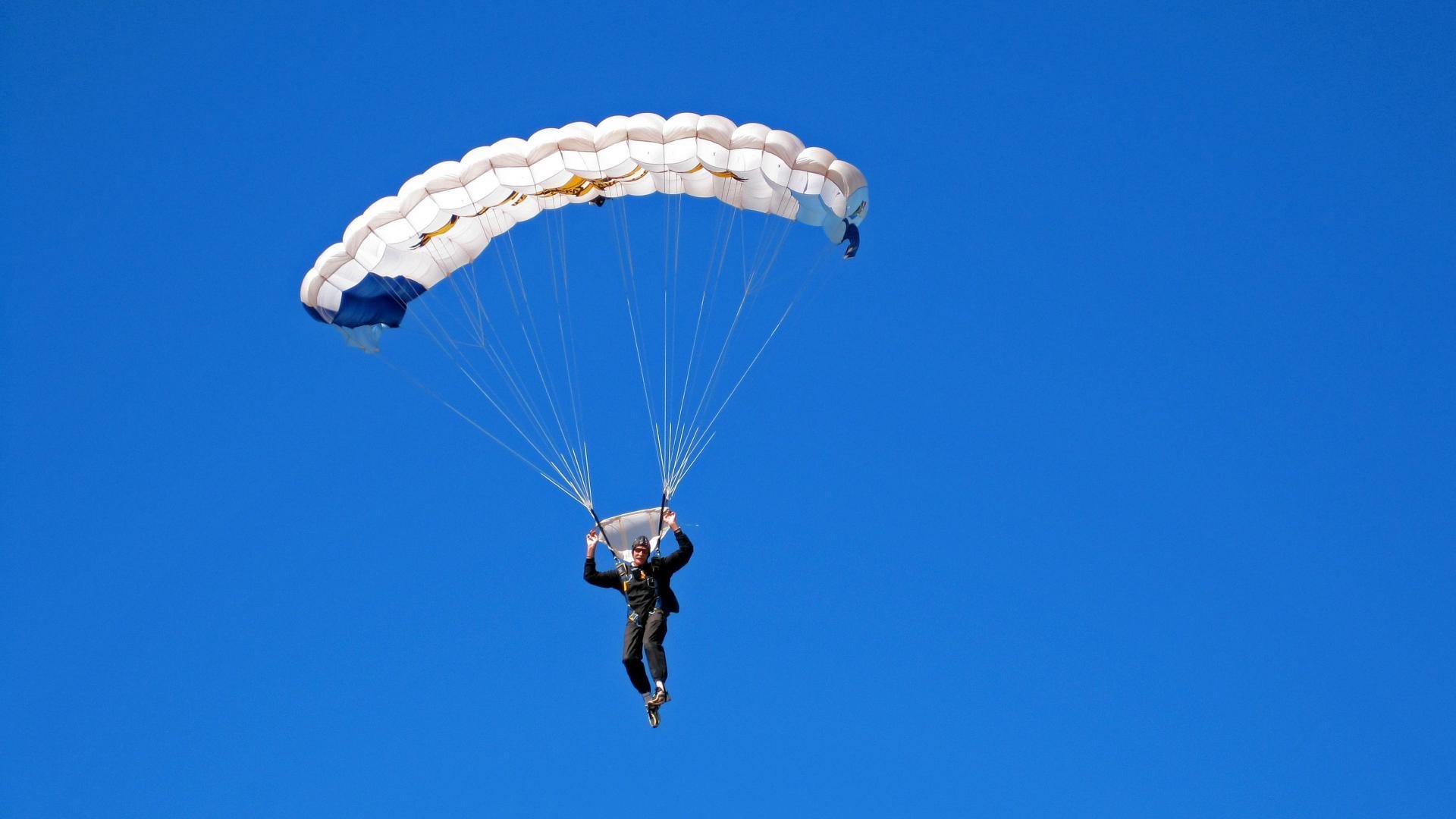 -APEX英雄 青训体系助力新星成长，apex英雄训练营怎么过